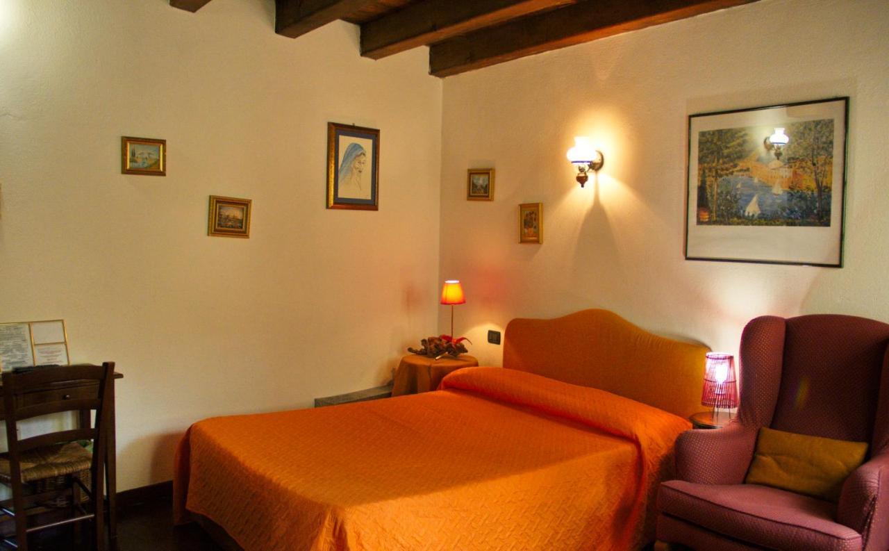Le Petit Chateau Vezzi Portio Bagian luar foto